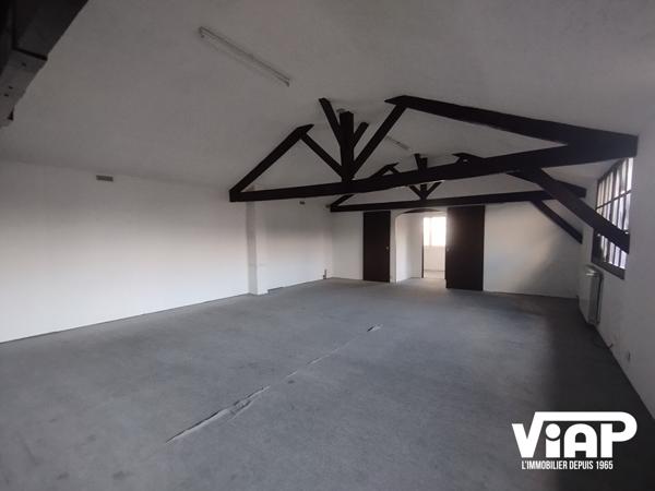 Montjovis - local de plain pied , Limoges
