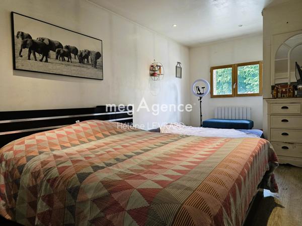 Maison à NEAU, 53150 - 8 pièces 118m²