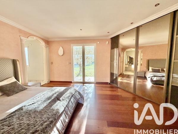 Maison à vendre 5 pièces 300 m² Nîmes-Saint-Césaire