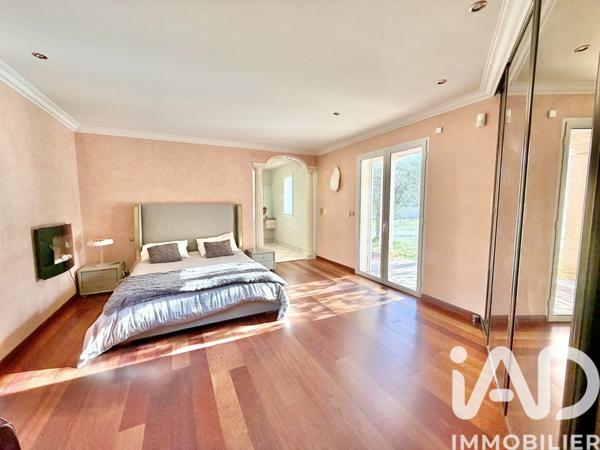Maison à vendre 5 pièces 300 m² Nîmes-Saint-Césaire