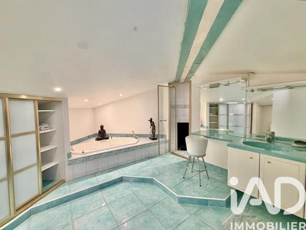 Maison à vendre 5 pièces 300 m² Nîmes-Saint-Césaire