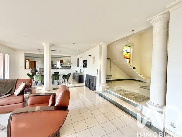 Maison à vendre 5 pièces 300 m² Nîmes-Saint-Césaire