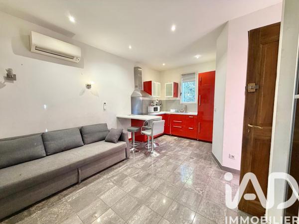 Maison à vendre 5 pièces 300 m² Nîmes-Saint-Césaire