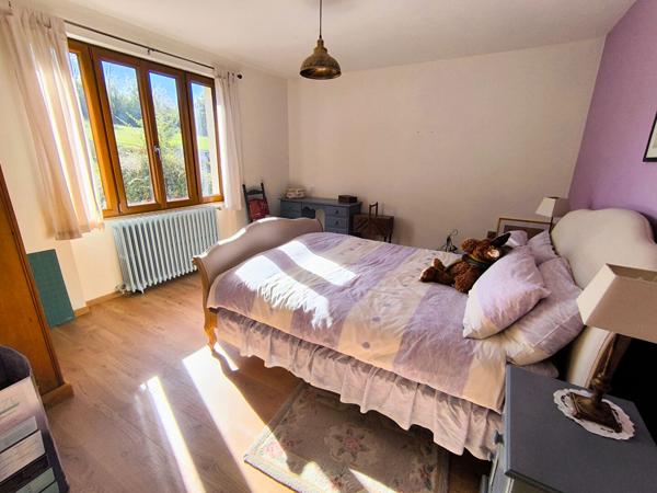 Maison rénovée proche Catus 5 pièce(s) 173 m2