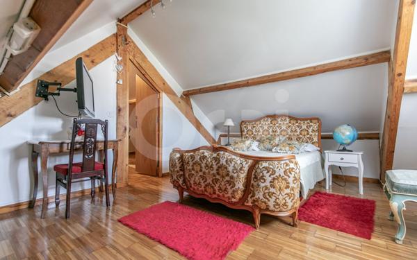 Maison à vendre    6 pièces • 165,08 m2 Boissy-Saint-Léger