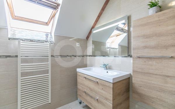 Maison à vendre    6 pièces • 165,08 m2 Boissy-Saint-Léger