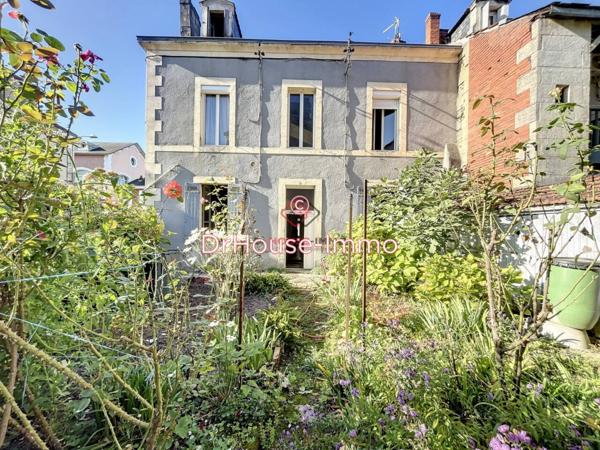 Immeuble à vendre 16 pièces de 212 m²
