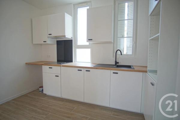 Maison à vendre  5 pièces - 85 m 2   CHOISY LE ROI  - 94