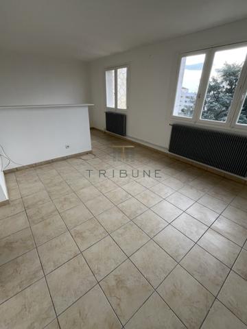 Appartement 4 pièce(s) 2 chambre(s) 67 m²