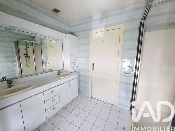 Maison à vendre 11 pièces 232 m² Jouy-en-Josas