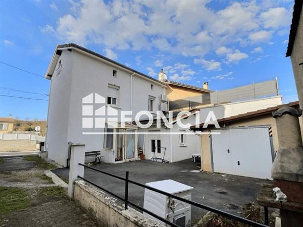 À vendre Maison 4 pièces 100 m² - Le Chambon-feugerolles 42500