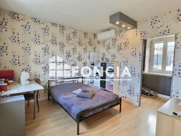 À vendre Maison 4 pièces 100 m² - Le Chambon-feugerolles 42500