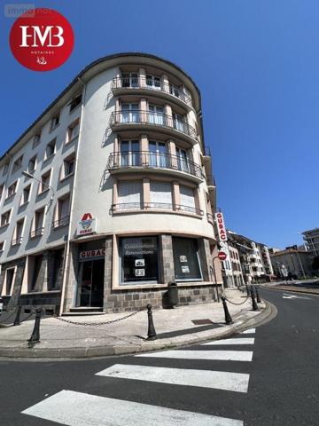 Local professionnel à vendre à Aurillac dans le Cantal (15000), ref : 10627/886   
Square