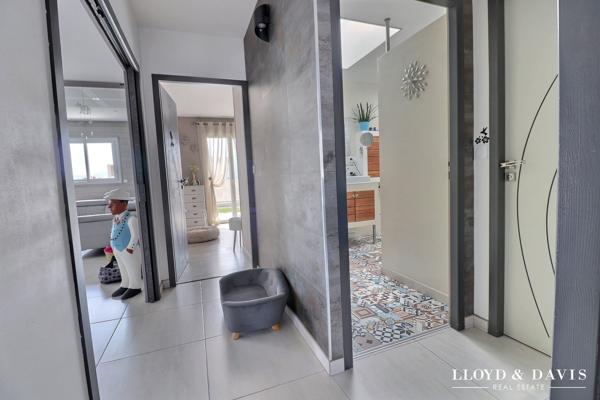 Magnifique villa de plain-pied - 105 m2- TRESSERRE