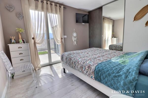 Magnifique villa de plain-pied - 105 m2- TRESSERRE