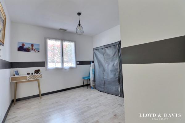 Magnifique villa de plain-pied - 105 m2- TRESSERRE