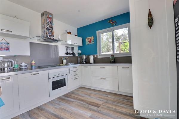 Magnifique villa de plain-pied - 105 m2- TRESSERRE