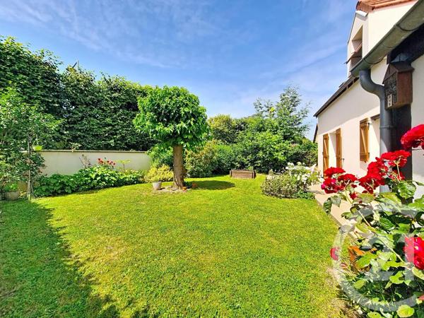 Maison à vendre  5 pièces - 115,32 m 2   RUNGIS  - 94