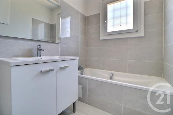Maison à vendre  6 pièces - 137 m 2   AULNAY SOUS BOIS  - 93