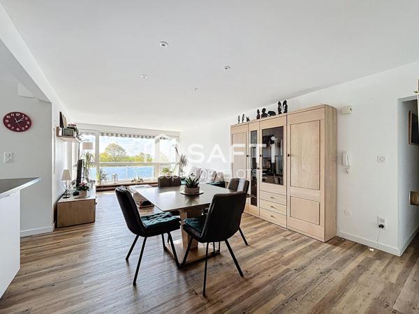 Superbe appartement avec balcon et stationnement