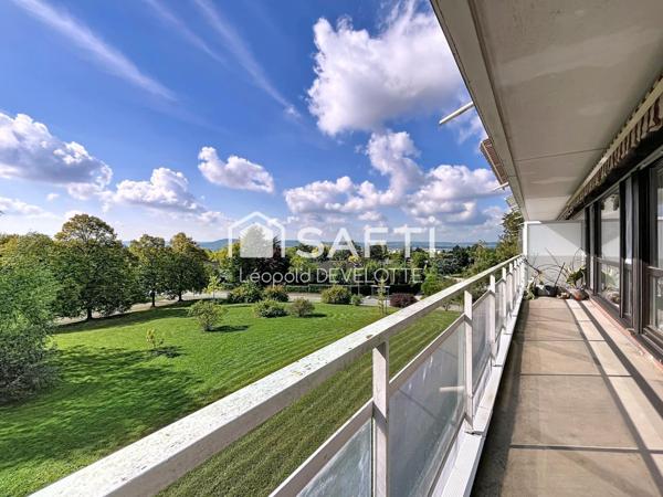 Superbe appartement avec balcon et stationnement