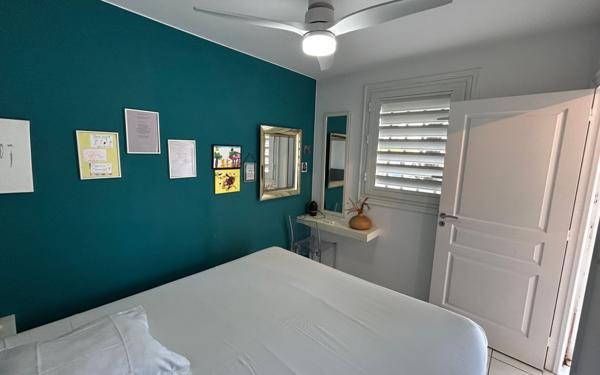 Appartement à vendre    2 pièces • 40,99 m2 Saint-François