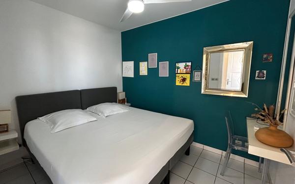 Appartement à vendre    2 pièces • 40,99 m2 Saint-François