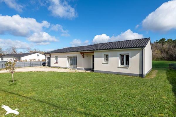 Maison à vendre |  Bassillac |  5 pièces | 105 m²