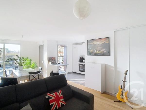 Appartement F5 à vendre  5 pièces - 85,51 m 2   L HAY LES ROSES  - 94