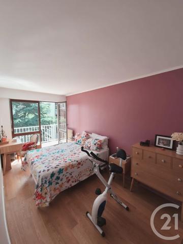 Appartement F5 à vendre  5 pièces - 85,51 m 2   L HAY LES ROSES  - 94