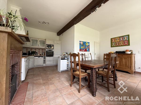 Belle maison familiale de caractère dans un cadre bucolique – Fin XVIIIe siècle.