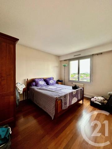 Appartement F5 à vendre  5 pièces - 98,91 m 2   L HAY LES ROSES  - 94
