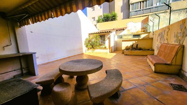 Appartement T3+ Bureau  comme une maison avec terrasse 65 m², dépendance et cave