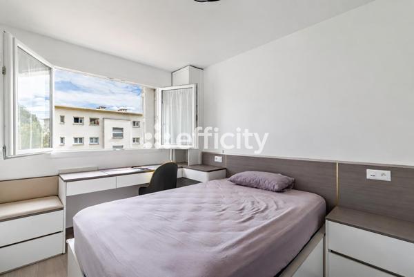 Appartement
         3 pièces
        - 53 m² Exclusivité 229 000 € *