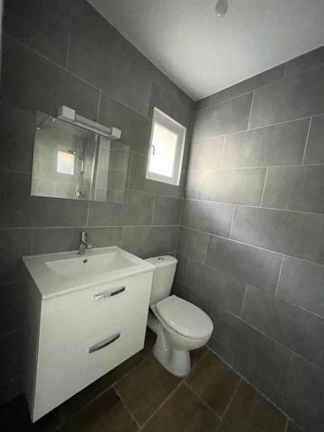 T2 TRAVERSANT & LUMINEUX - BÉDARIEUX