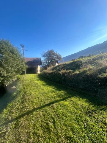 BONVILLARD (73) - GRANGE + MAISON - TERRAIN 2637m2