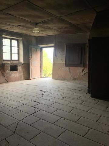 BONVILLARD (73) - GRANGE + MAISON - TERRAIN 2637m2