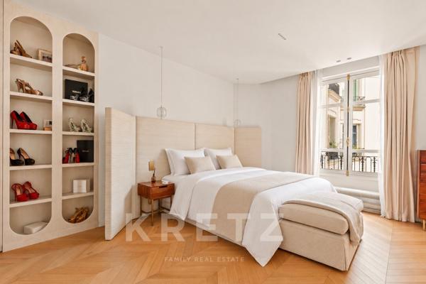 APPARTEMENT D'EXCEPTION – VUE TOUR EIFFEL – 3 SUITES