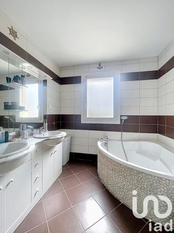 Maison à vendre 6 pièces 118 m² Donzac