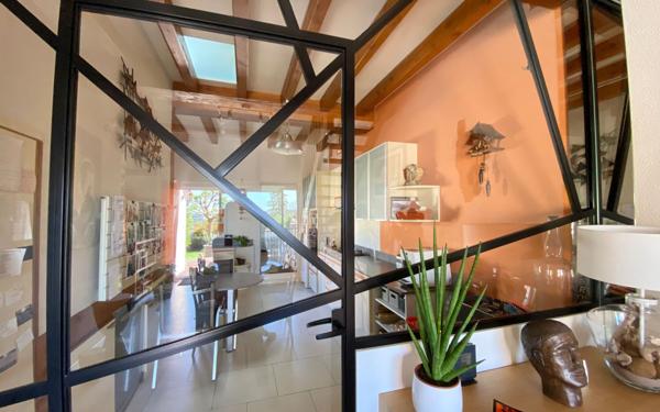 Maison à vendre    6 pièces • 155 m2 Périgny