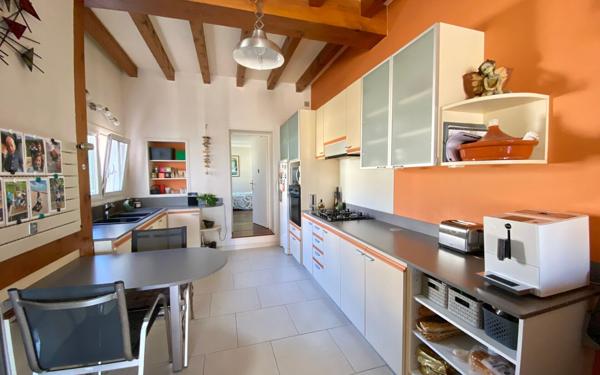 Maison à vendre    6 pièces • 155 m2 Périgny