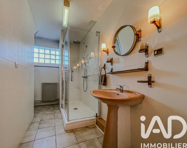 Maison à vendre 6 pièces 121 m² Saint-Cyr-l'École