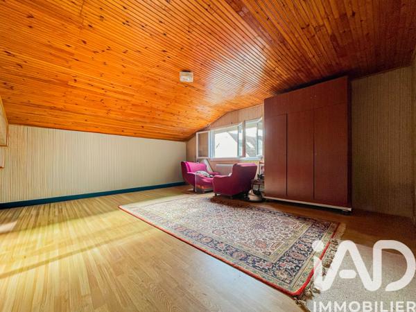 Maison à vendre 6 pièces 121 m² Saint-Cyr-l'École