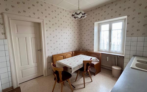 Maison à vendre    8 pièces • 204 m2 Monswiller