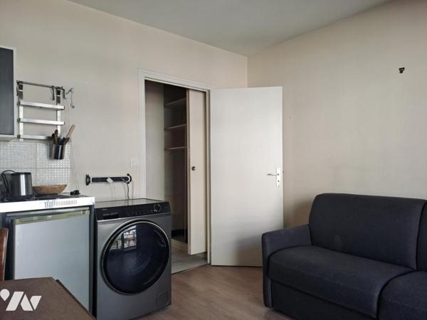 GRENOBLE-  idéalement situé, studio de 18 m2 avec balcon et cave