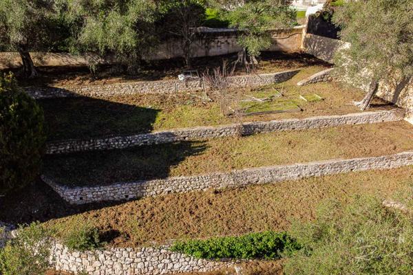 La Turbie (06320) Villa provençale offrant une vue panoramique sur la mer à La Turbie, à 5 minutes de Monaco