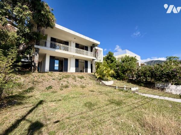 SAINT DENIS RAMPE DE ST FRANCOIS VILLA T6