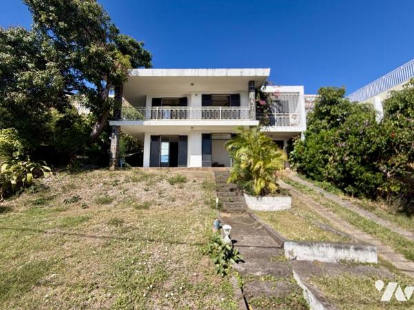 SAINT DENIS RAMPE DE ST FRANCOIS VILLA T6