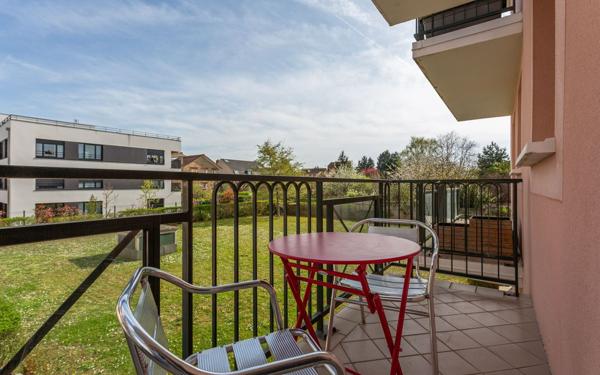 Appartement à vendre    3 pièces • 65,98 m2 Montgeron