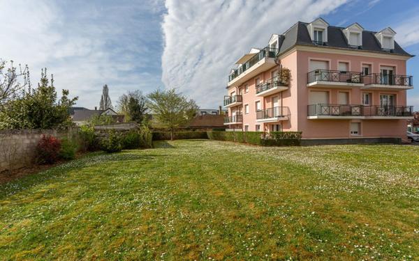 Appartement à vendre    3 pièces • 65,98 m2 Montgeron